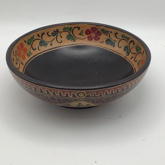 Handcrafted Batik Decorative Wood Bowl - Picture 5 of 16